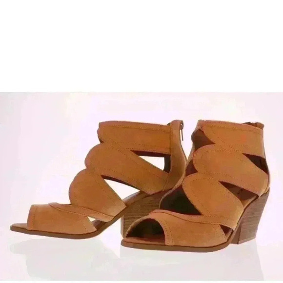 NIB Qupid Women's DALTON-14 Toffee Caged Peep Toe Sandal Boot Bootie Size 7.5 - Picture 3 of 6